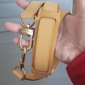 AUTHENTIC LOUIS VUITTON BANDOULIERE VACHETTA STRAP